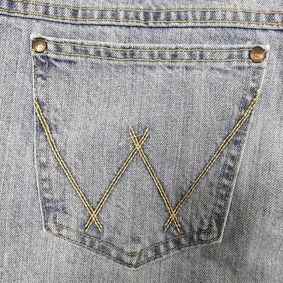 Wrangler Retro Jeans 38x31 Relaxed Boot Cut Cowboy Western Grunge Light Wash - Picture 9 of 14